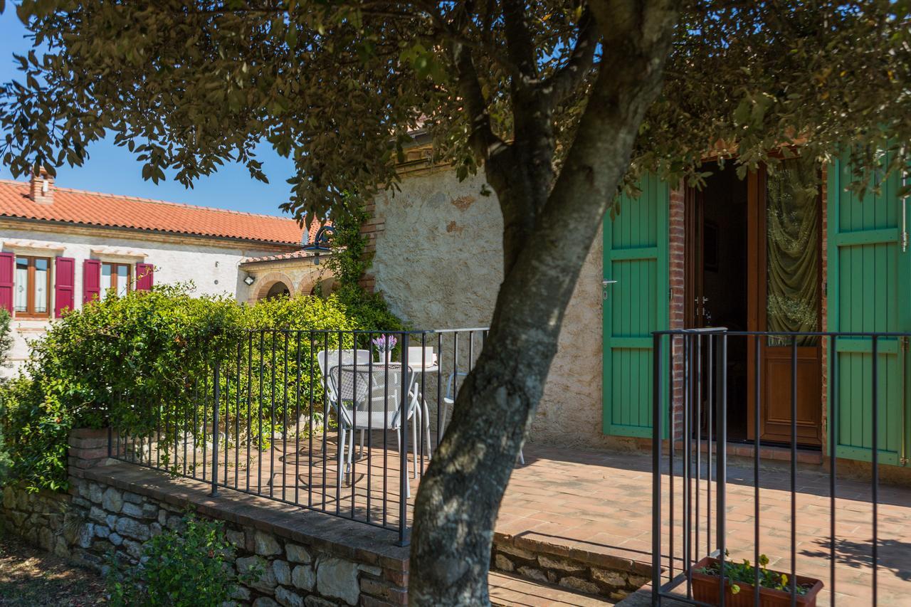 Agriturismo Borghetto Il Montino Rapolano Terme Kültér fotó